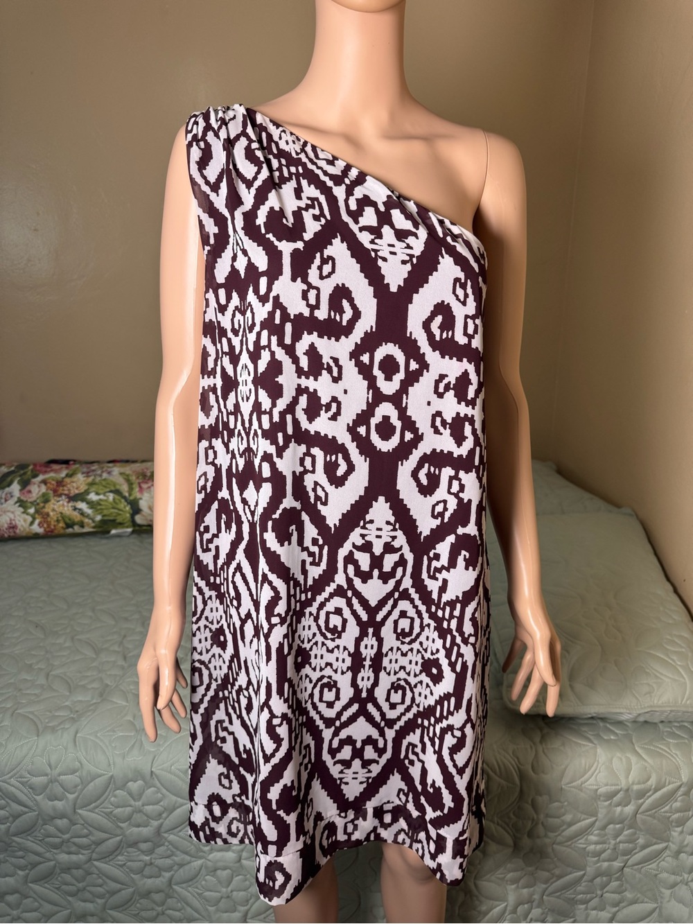 Eva Mendes New York & Company One Shoulder Printed Shift Dress Size M